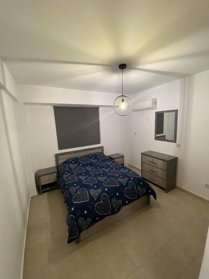 Cosy Apartment In Kato Paphos With Pool Access Buitenkant foto