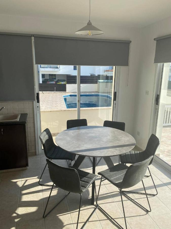 Cosy Apartment In Kato Paphos With Pool Access Buitenkant foto