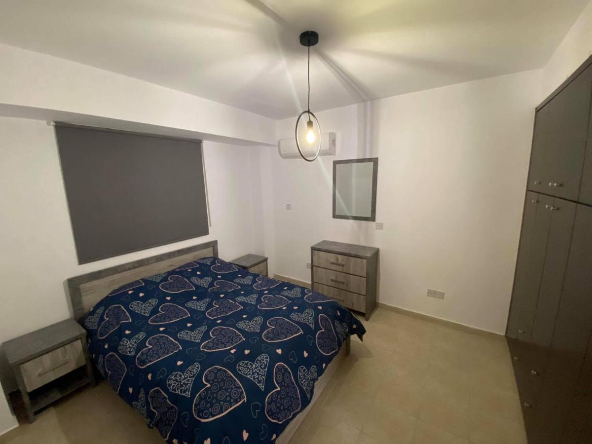 Cosy Apartment In Kato Paphos With Pool Access Buitenkant foto